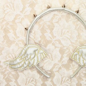 LLL Angel Wing Headband