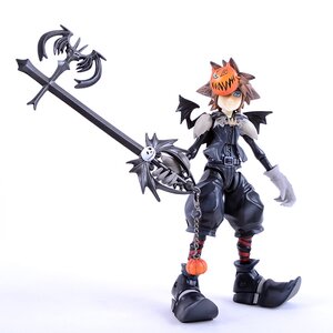 Kingdom Hearts Play Arts Action Figure No. 4: Sora
