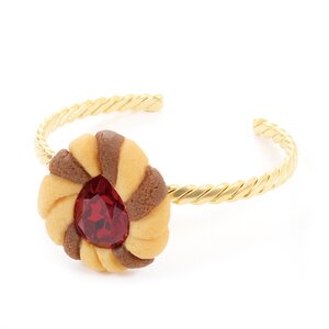 Q-pot. Jewel Cookie Strawberry Bangle 