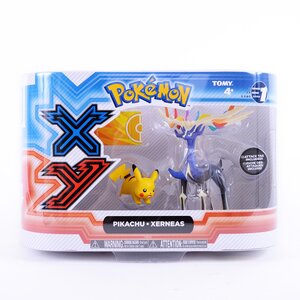 Pokémon Action Figure 2-Pack: Legendary Xerneas & 2" Pikachu