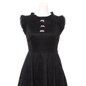 Swankiss Sleeveless Laced Dresses Black