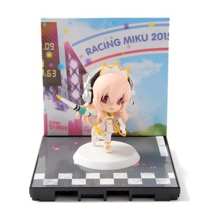 Chibi Kyun Chara Racing Miku Ver. 2015 x Super Sonico Stage Set Super Sonico