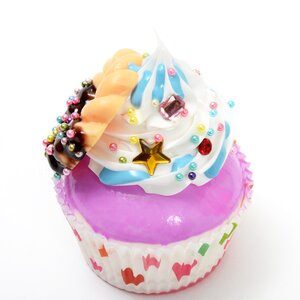 Zeitaku Sweets Deco Cupcake Big Keychain Cream & Donut