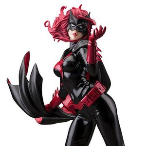 DC Comics Batwoman Bishoujo Statue