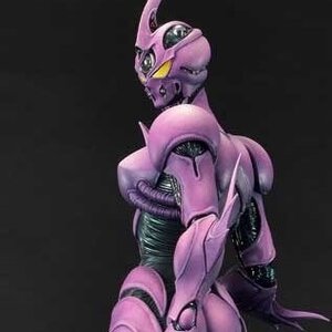 Ultimate Premium Masterline Bio Booster Armor Guyver: Guyver II F(Female) 1/4 Scale Figure