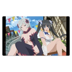 Is It Wrong to Try to Pick Up Girls in a Dungeon? V Character Rubber Mat Hestia & Freya [Pre-order]