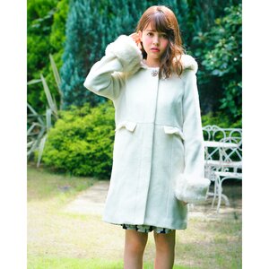 LIZ LISA Hooded Faux Fur Coat White