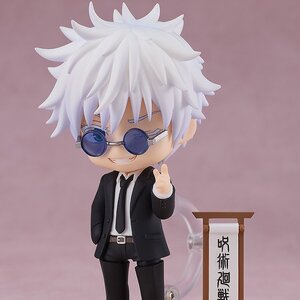 Nendoroid Jujutsu Kaisen Satoru Gojo: Suit Ver.