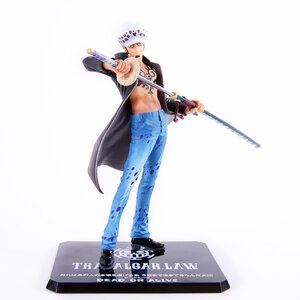 Figuarts Zero One Piece Trafalgar D. Water Law: Dressrosa Ver.