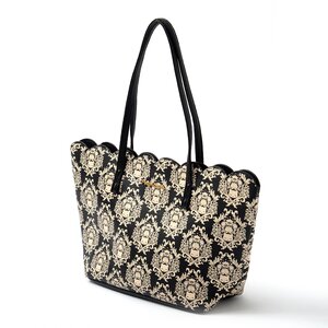 Pattern Pooh-chan Tote Bag Black