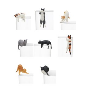 Putitto Cat Capsule Toy