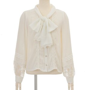 LIZ LISA Bowtie Blouse White