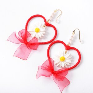Swankiss Daisy Heart Earrings Red