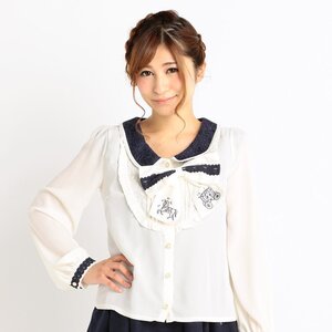 LIZ LISA Horse-Drawn Carriage Embroidered Blouse Navy