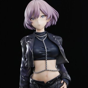 Gridman Universe Zozo Black Collection Mujina Non-Scale Figure