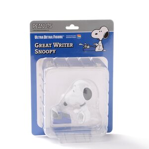 Ultra Detail Figure Peanuts Series 4: Great Writer Snoopy