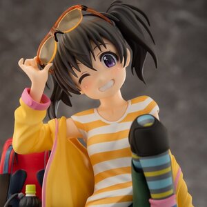 Encouragement of Climb: Third Season Hinata Kuraue 1/7 Scale Figure