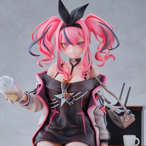 Azur Lane Bremerton: Day-Off Date Ver. 1/6 Scale Figure [Pre-order]