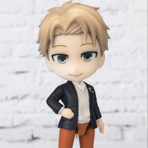 Figuarts mini Spy x Family Loid Forger -Odekeke Outfit-