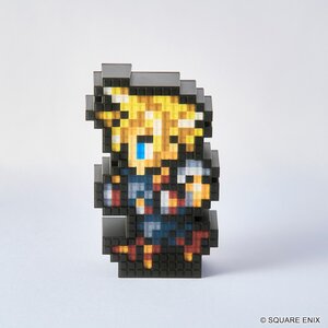 Final Fantasy Series Pixelight FFRK Cloud Strife (Re-run) [Pre-order]