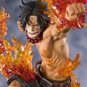 Figuarts Zero One Piece Commander of the Whitebeard 2nd Division Portgas D. Ace