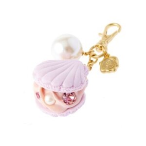 Q-pot. Shell Macaron Bag Charm Light Purple