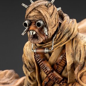 ArtFX Artist Series Star Wars: A New Hope Tusken Raider: Barbaric Desert Tribe