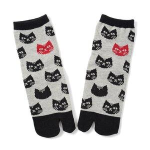 Buden Women Tabi Socks Cat
