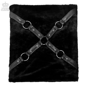 LISTEN FLAVOR Black Cross Harness Fur Snood