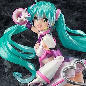 Hatsune Miku: Kentaro Yabuki x osoba Ver. 1/7 Scale Figure
