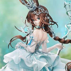 Arknights Amiya: Blooms of Time Ver. 1/7 Scale Figure w/ Bonus: Acrylic Charm [Pre-order]