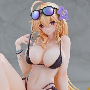 Houchishoujo Kaku: Summer Beach Ver. 1/7 Scale Figure