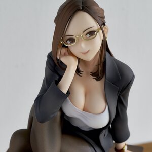 Miru Tights May Disease? Should I Cure It? Yuiko-Sensei Non-Scale Figure