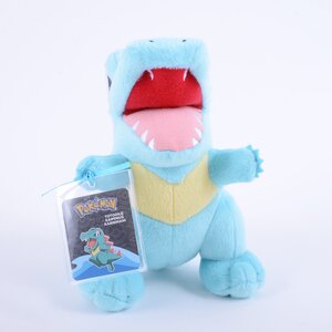 Pokémon Trainer's Choice Series 3: Totodile 8" Plushie