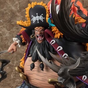 Figuarts Zero One Piece Extra Battle Marshall D. Teach -Kurouzu-