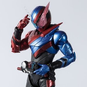 S.H.Figuarts Kamen Rider Build Rabbit Tank Form