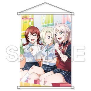 Love Live! Nijigasaki High School Idol Club B2-Size Tapestry Emma & Mia & Lanzhu
