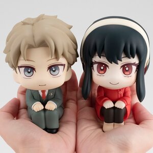 Look Up Series Spy x Family Loid Forger & Yor Forger w/ Bonus