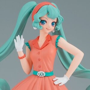 Hatsune Miku World Journey Vol. 1 Non-Scale Figure