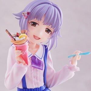 The Idolm@ster Cinderella Girls Sachiko Koshimizu: Self-Proclaimed Sweet Heroine 1/7 Scale Figure