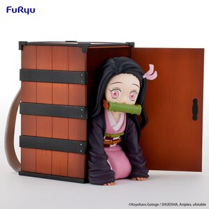 Demon Slayer: Kimetsu no Yaiba Figure Nezuko in Box Non-Scale Figure