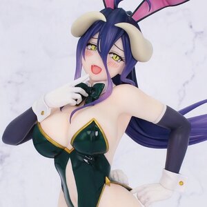 One-Seventh Carat Overlord Albedo: Bunny Ver. 1/7 Scale Figure [Pre-order]