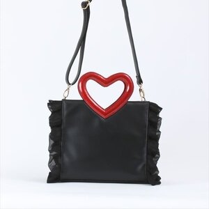 Honey Salon Heart-Shaped Shoulder Bag Black