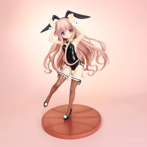 Hinata Hakamada Black Rabbit Ver. 1/7th Scale Figure