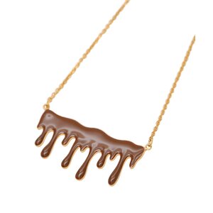 Q-pot. Melty Milk Chocolate Necklace Brown