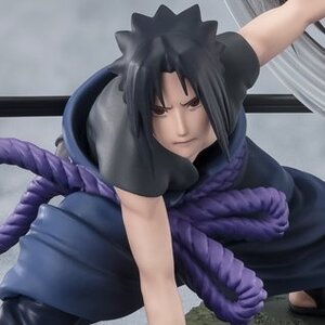 Figuarts Zero Naruto Shippuden Extra Battle Sasuke Uchiha -The Light & Dark of the Mangekyo Sharingan-