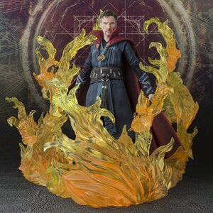 S.H.Figuarts Doctor Strange & Burning Flame Set