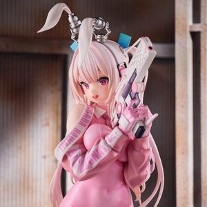 Super Bunny: Deluxe Edition 1/6 Scale Figure