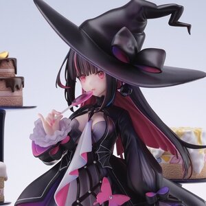Fuzichoco Illustration Halloween Witch Non-Scale Figure