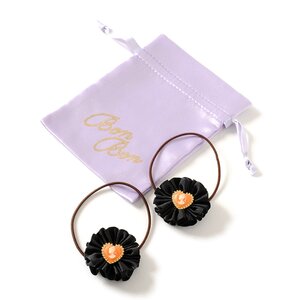 E Hyphen World Gallery BonBon Cameo Hair Tie Black